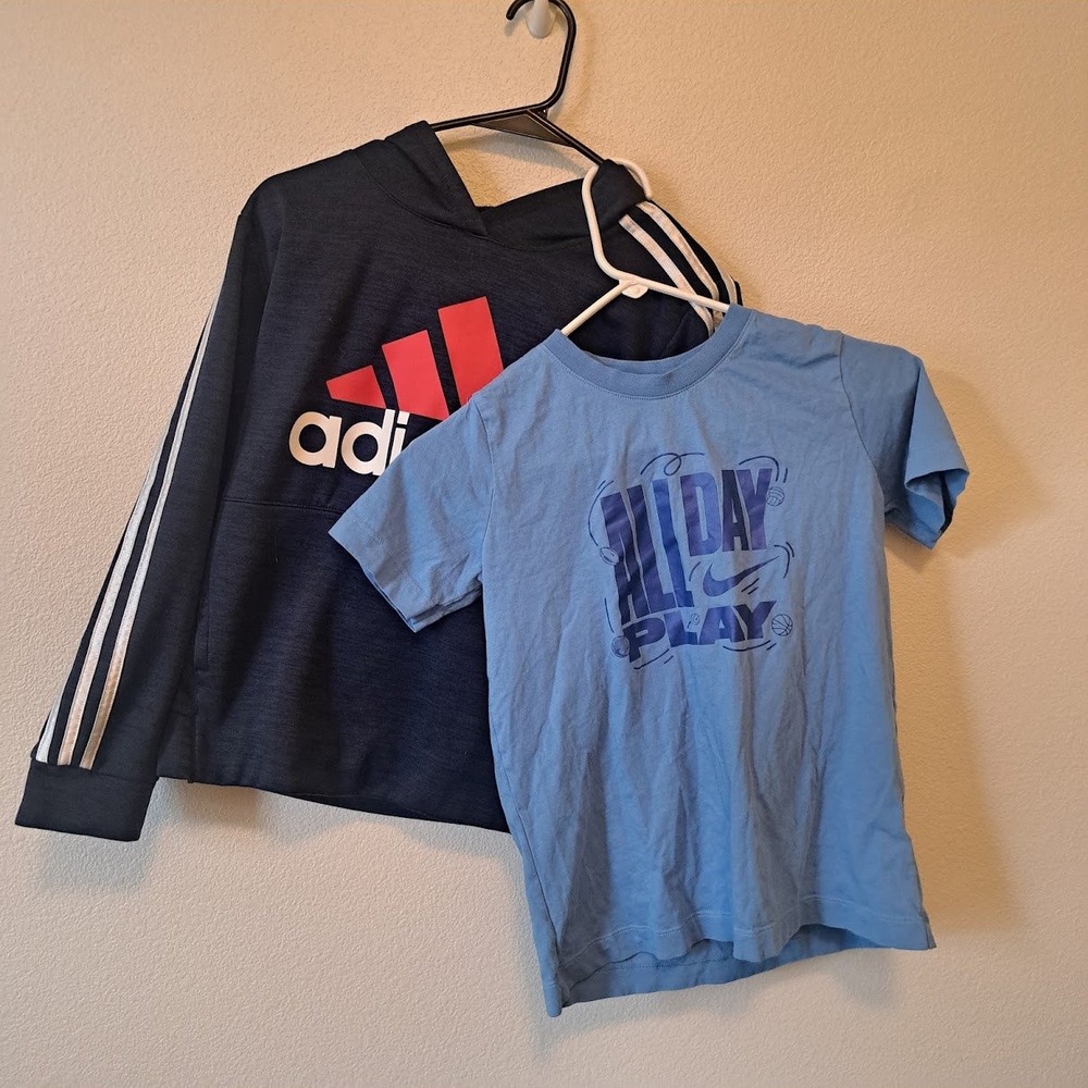 Kids Adidas Navy Hoodie & Nike Blue T-Shirt Bundle Size Medium 10-12